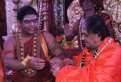PUBLIC CROWNING EVENT To be witnessed and celebrated by all the Mahamandalesvars and Śri Mahants of the Akhāḍās